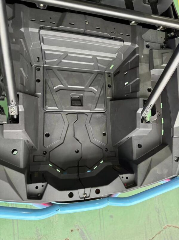 rear-box-jpg L4-SSV1000 976cc 4-Seat Side by Side (UTV)